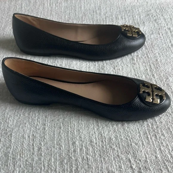 Tory Burch - Claire Ballet Flats in Black Tumbled Leather - 9.5 - Picture 5 of 6